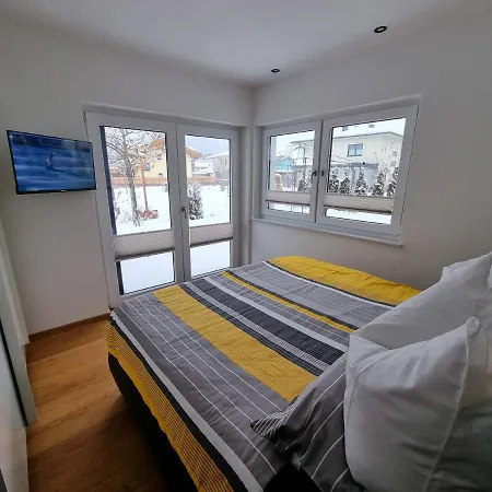 Apartment Golf & Mittersill: Slopeside Retreat With Sommercard *
