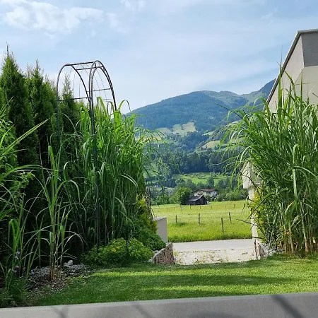 Golf & Mittersill: Slopeside Retreat With Sommercard